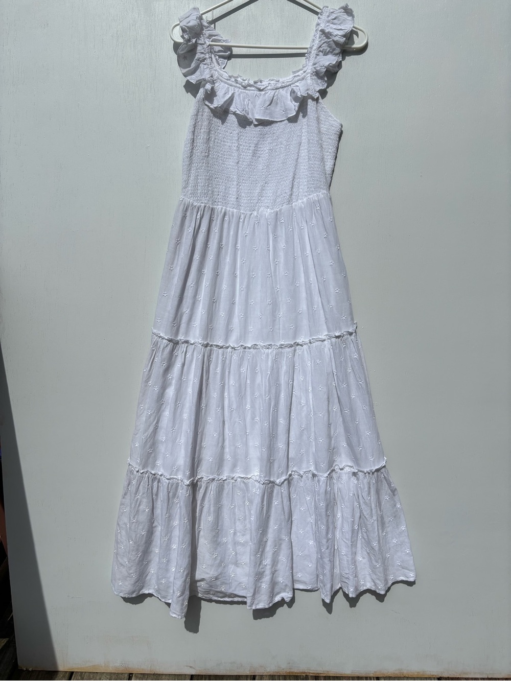 Old Navy White Smocked Ruffle Tiered Maxi Dress NWT Women’s Cottagecore Sundress - Picture 2 of 9
